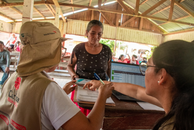 Entrega de ayuda humanitaria 2